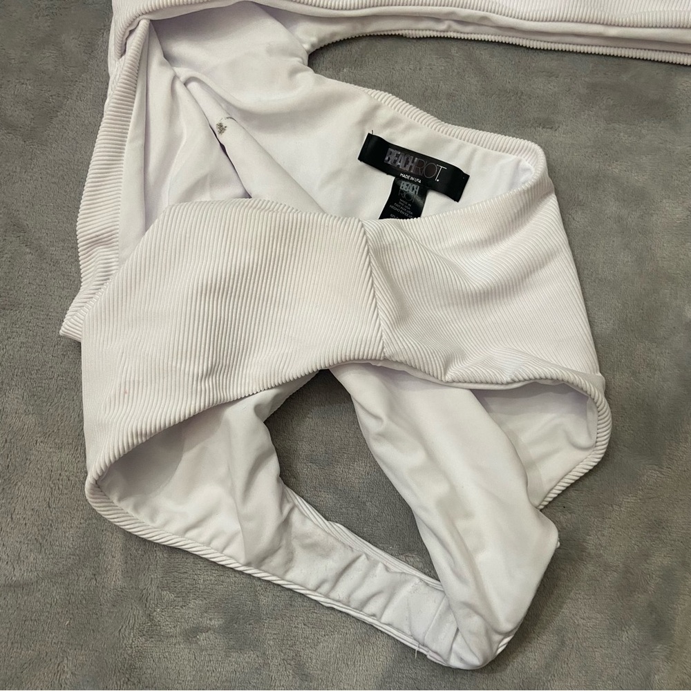New! Beach Riot Celine one piece swimsuit white 24687 - Picture 12 of 15